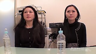 Yui Yabuki and Chiharu Yabuki :: mother and daughter 1