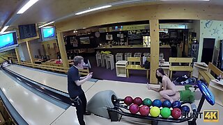 HUNT4K. For cash stud let stranger poke his gf Ornella Morgen