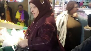 Big Reid Hijab.